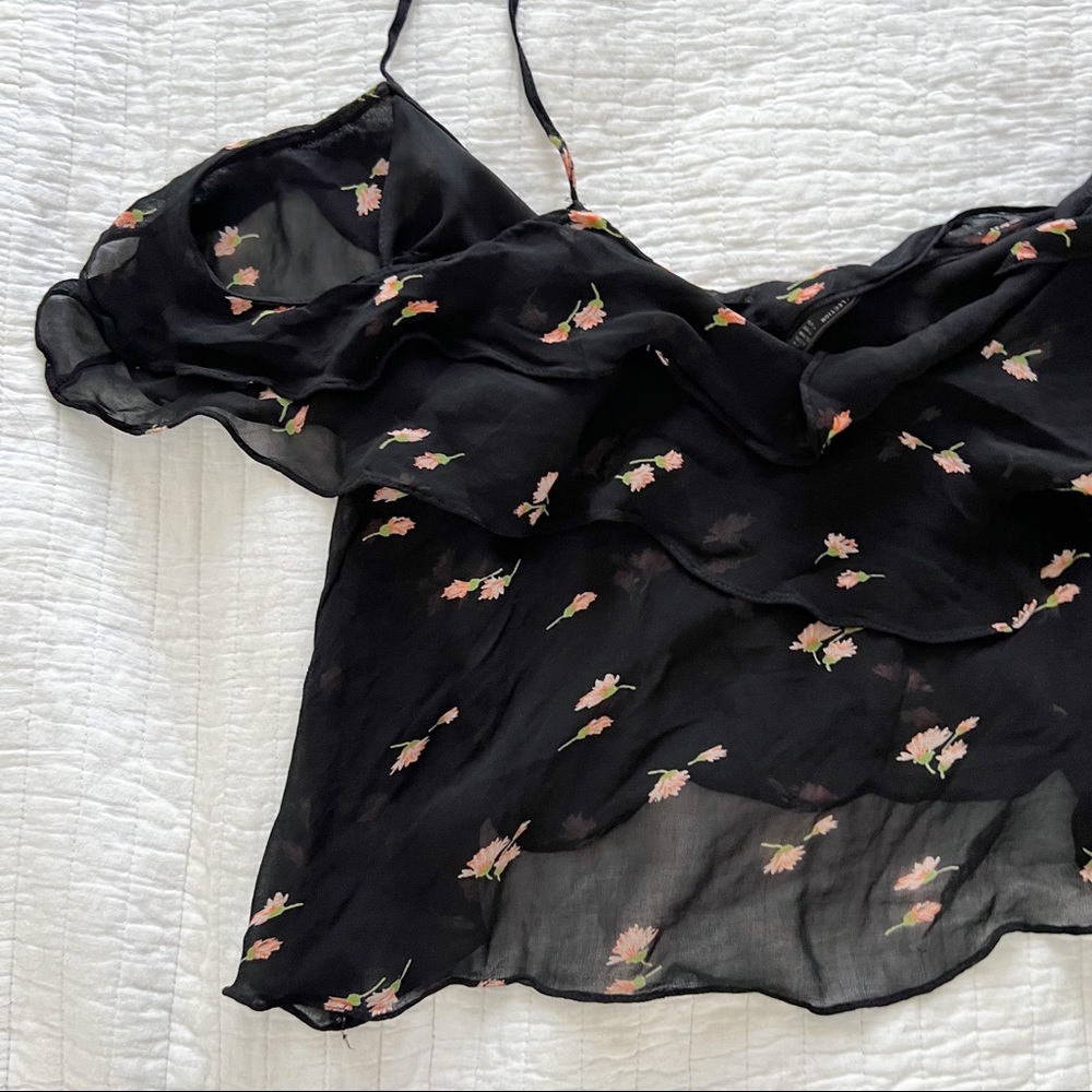 Zara off shoulder frilly floral top